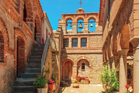 Midilli İpsilou Manastırı